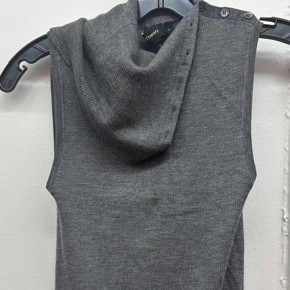 Theory Charcoal Sleeveless Hoodie